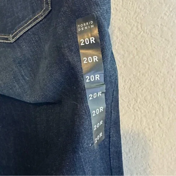 Torrid Luxe Slim Boot Jeans 20R NWT Dark Wash Stretch Denim Curve Love Fit - Picture 9 of 11